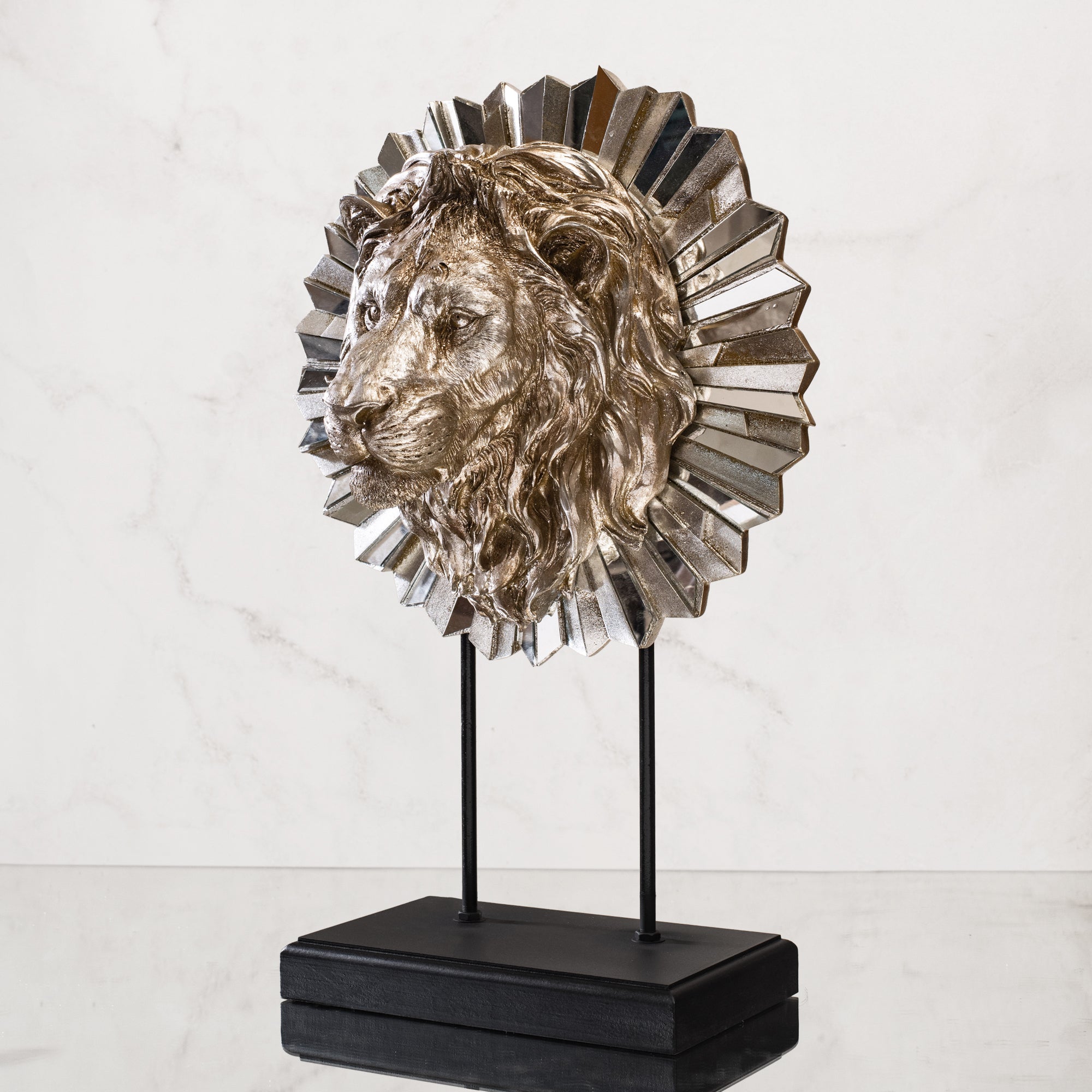 Majestic Luxury Lion Face Decor - Image 2
