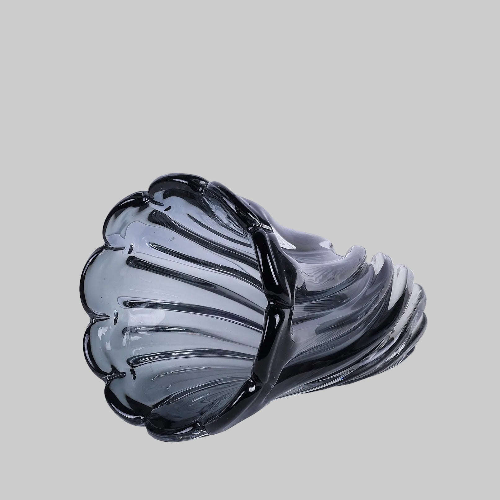 CRYSTAL Opulent Clear Vase - Image 3
