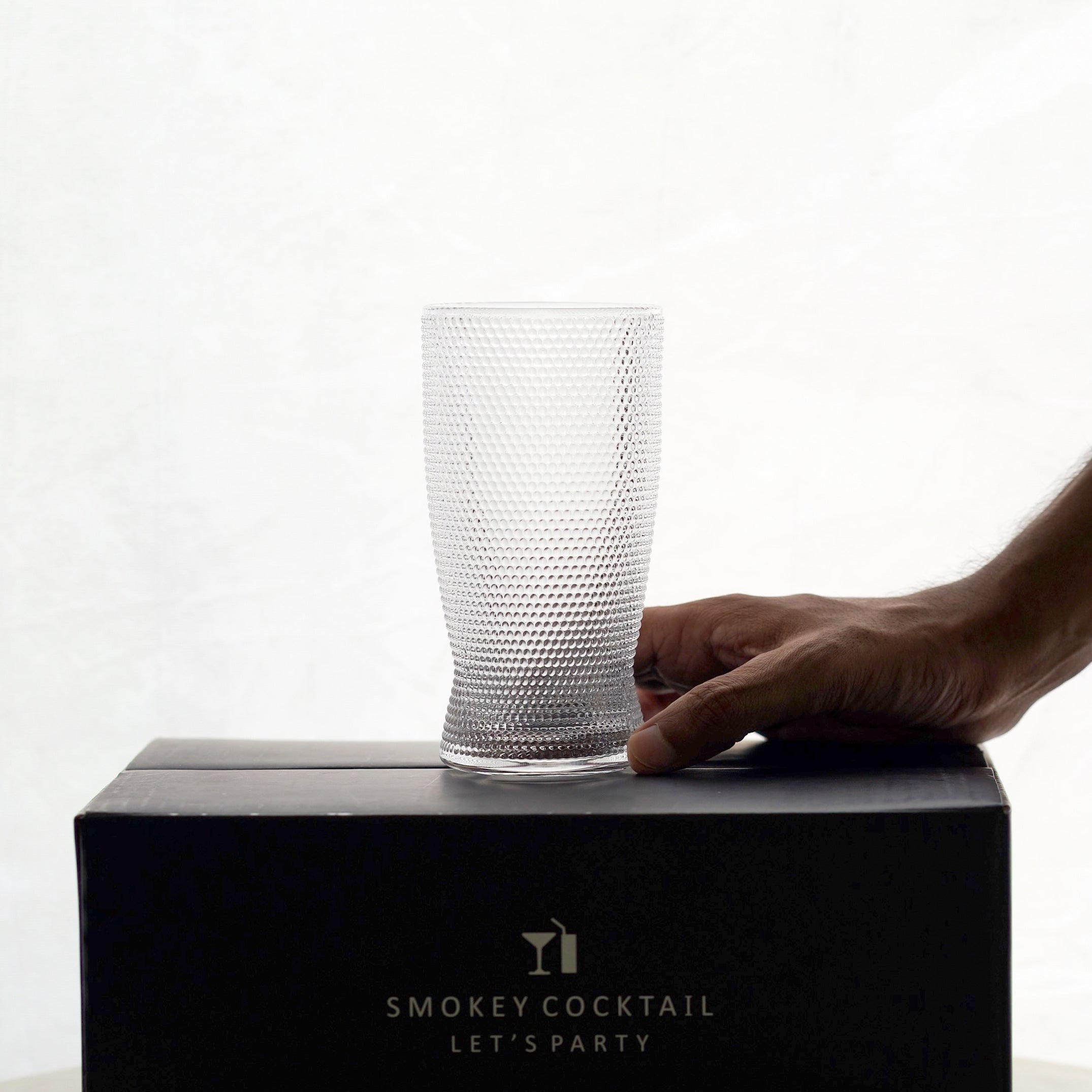 Dotty Elegance Glass - Image 5