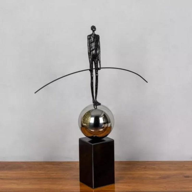 BALANCED MAN METAL ARTEFACTS - Image 2